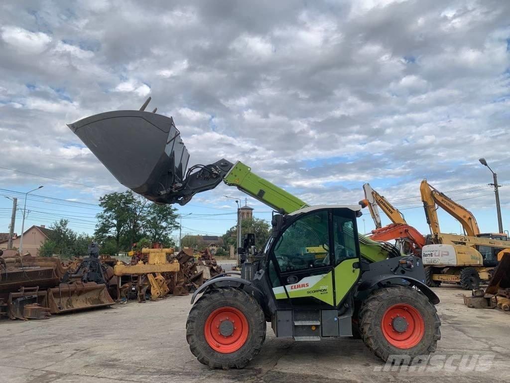 CLAAS Scorpion 732 Redskapsbärare för lantbruk