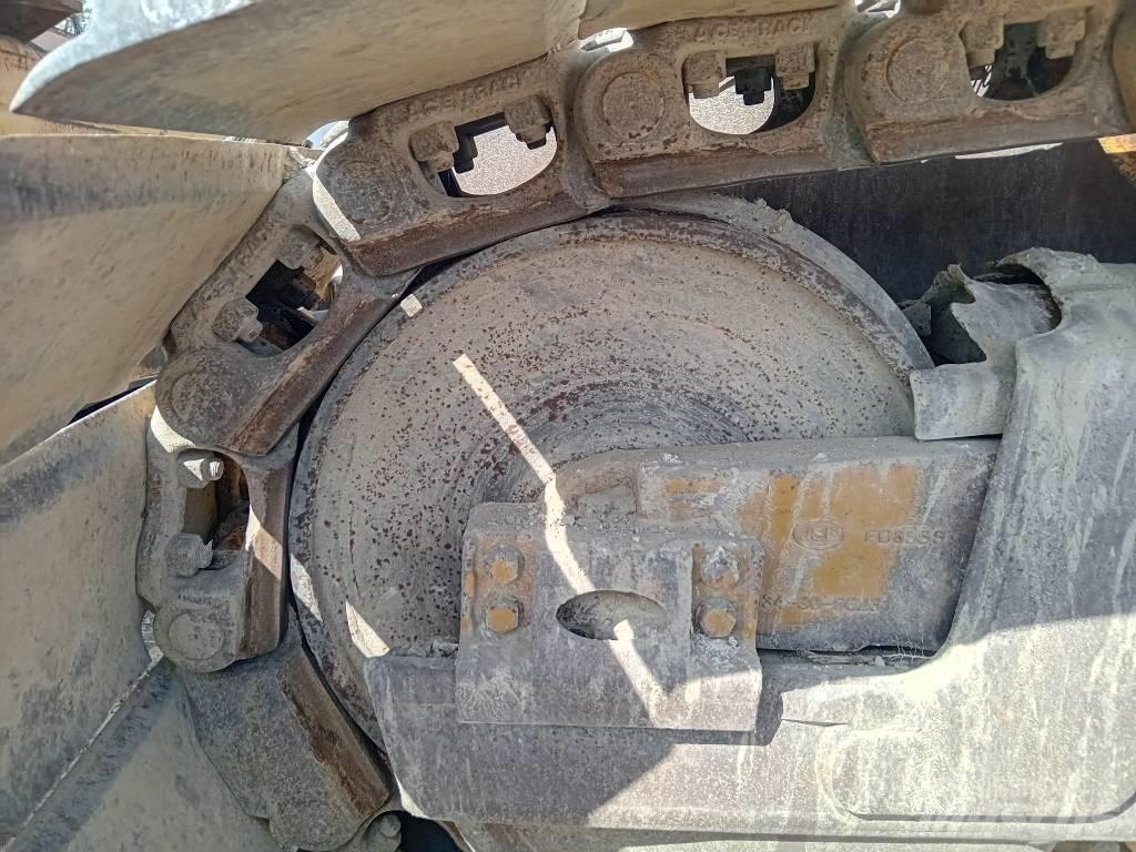 Komatsu D 65 PX-15 Bandschaktare
