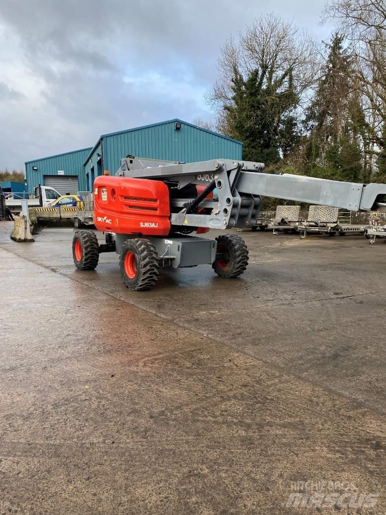 SkyJack SJ 63 AJ Bomliftar