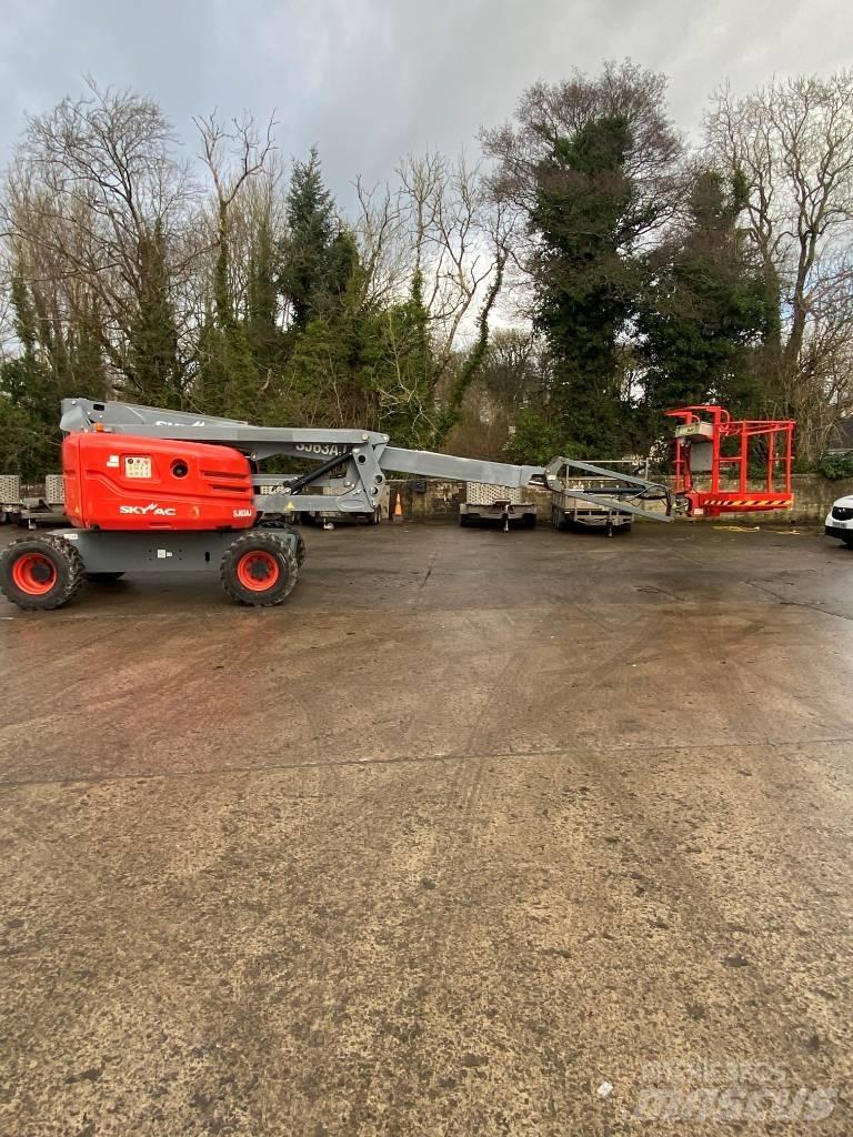 SkyJack SJ 63 AJ Bomliftar