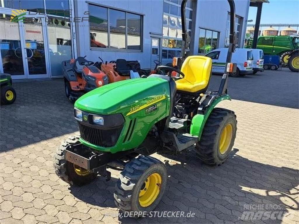 John Deere 2320 Kompakttraktorer