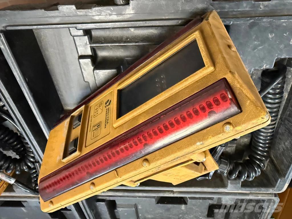 CAT D6M Bandschaktare