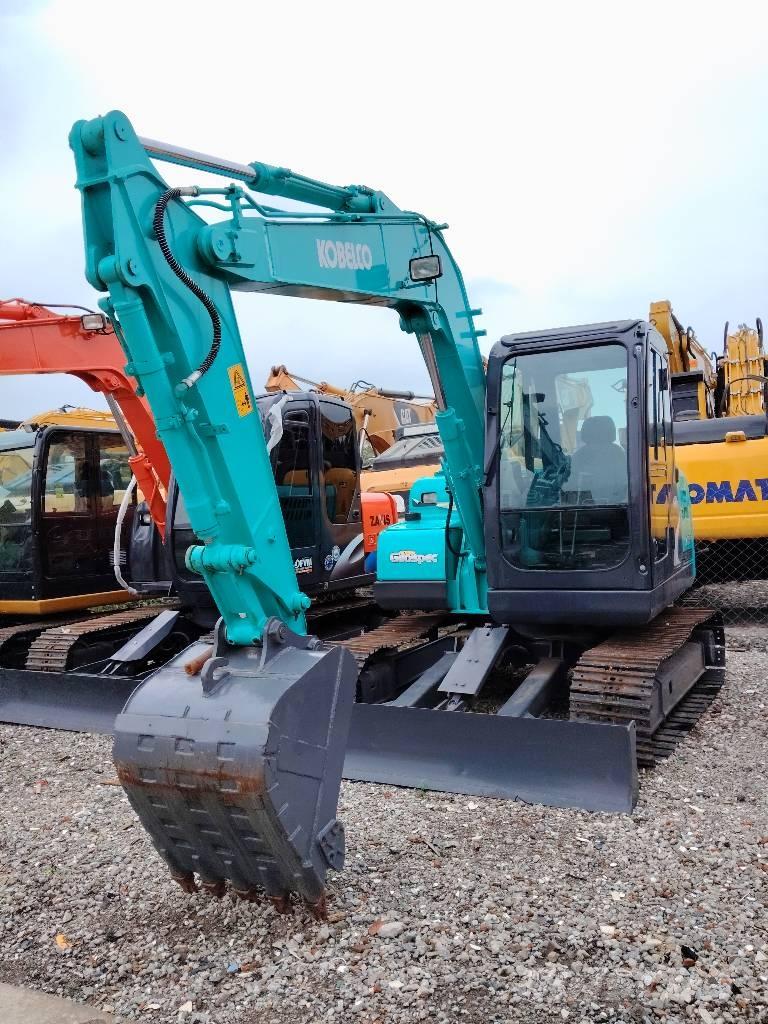 Kobelco SK75 Midigrävmaskiner 7t - 12t