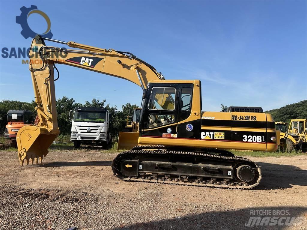 CAT 320 B L Bandgrävare