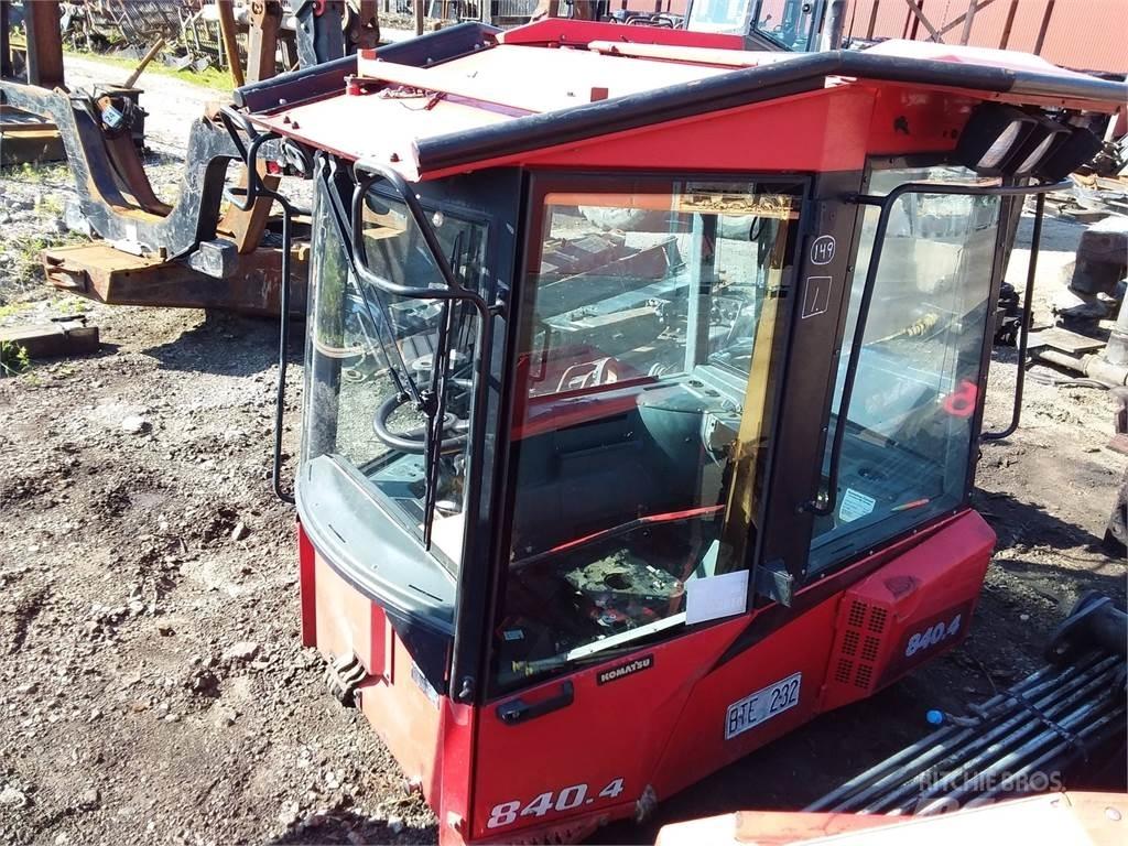Komatsu 840.4 Hytter och interiör