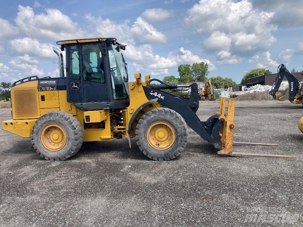 DEERE 444K Hjullastare