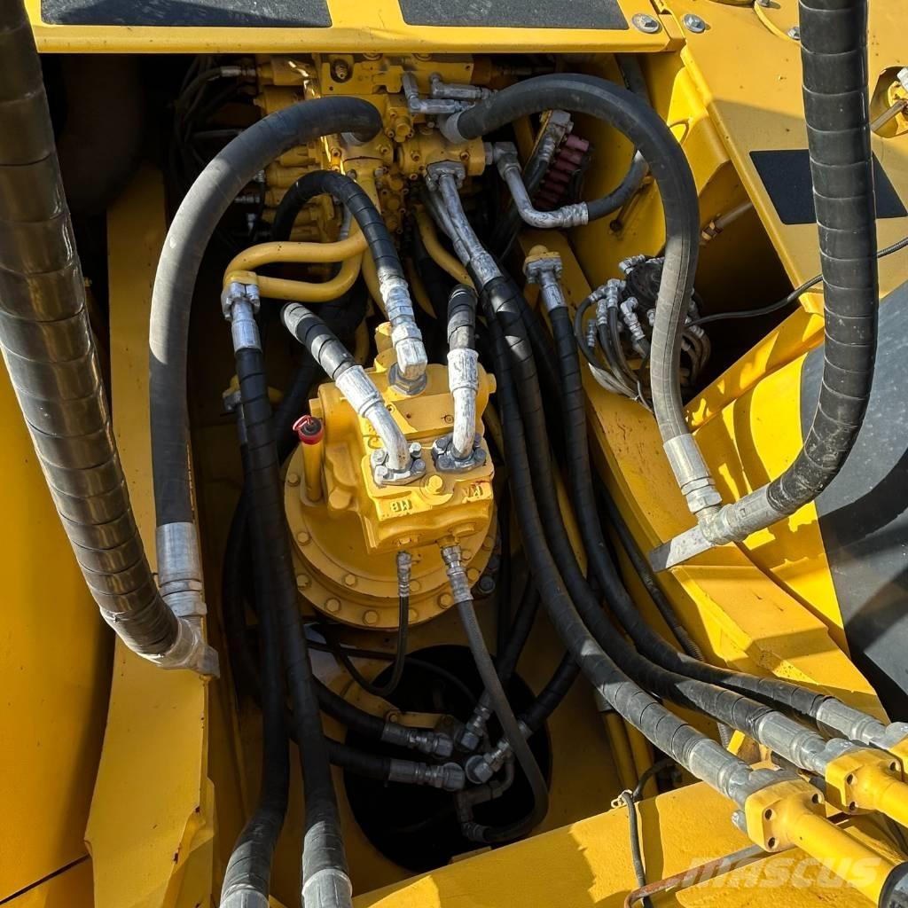 Komatsu 350-7 Bandgrävare
