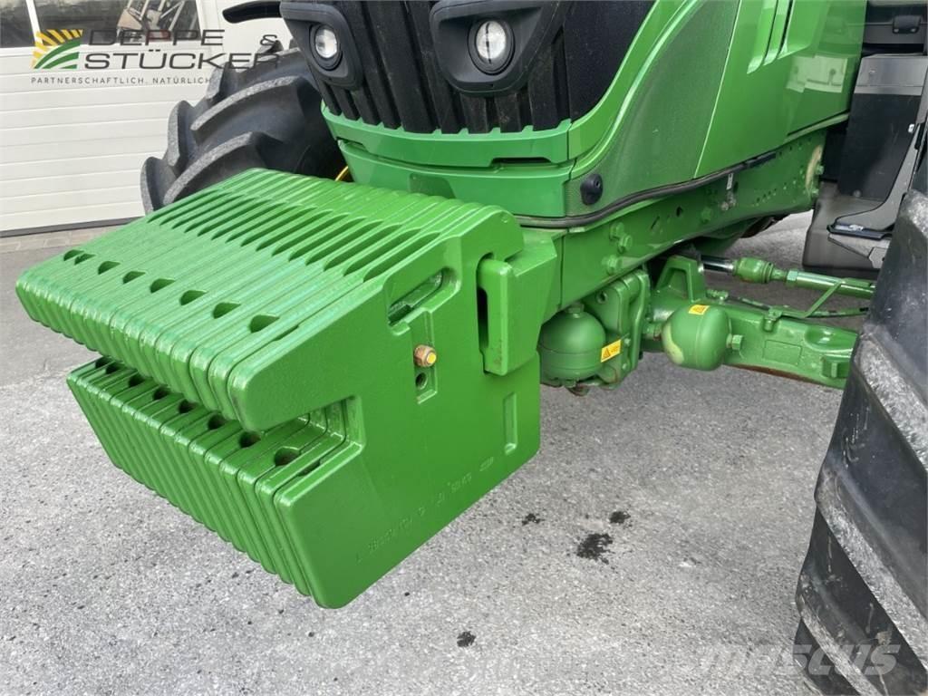 John Deere 6155R Traktorer