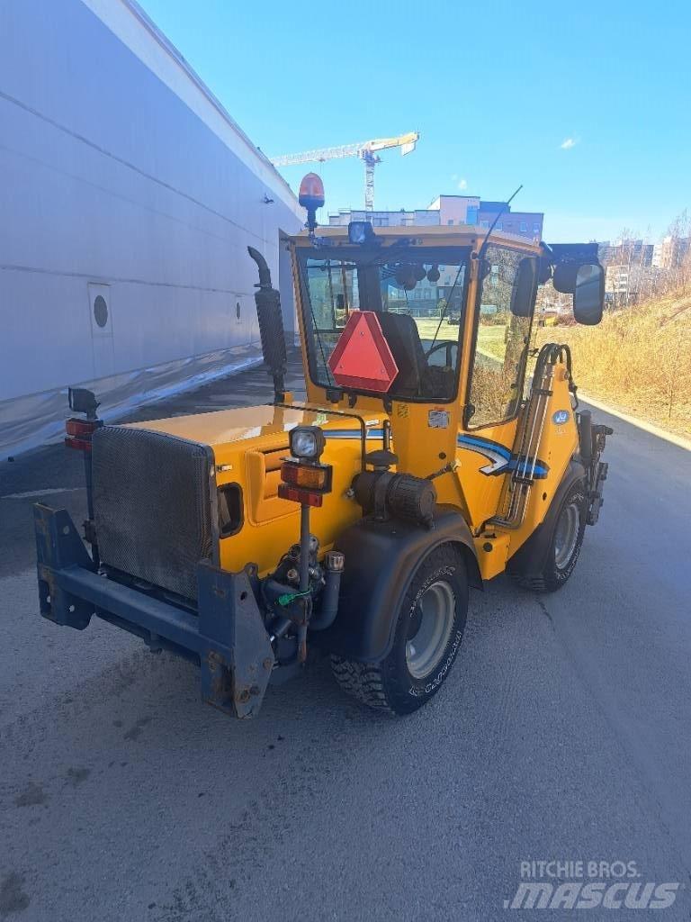 Wille 355 B Redskapsbärare
