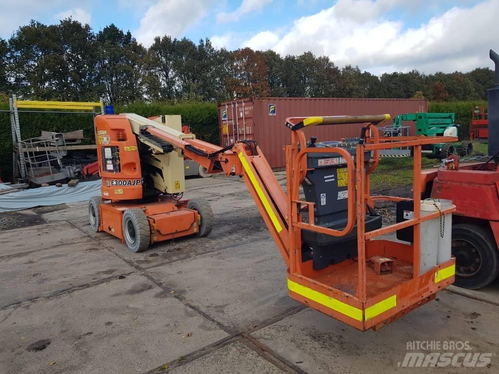 JLG E300 AJP Bomliftar
