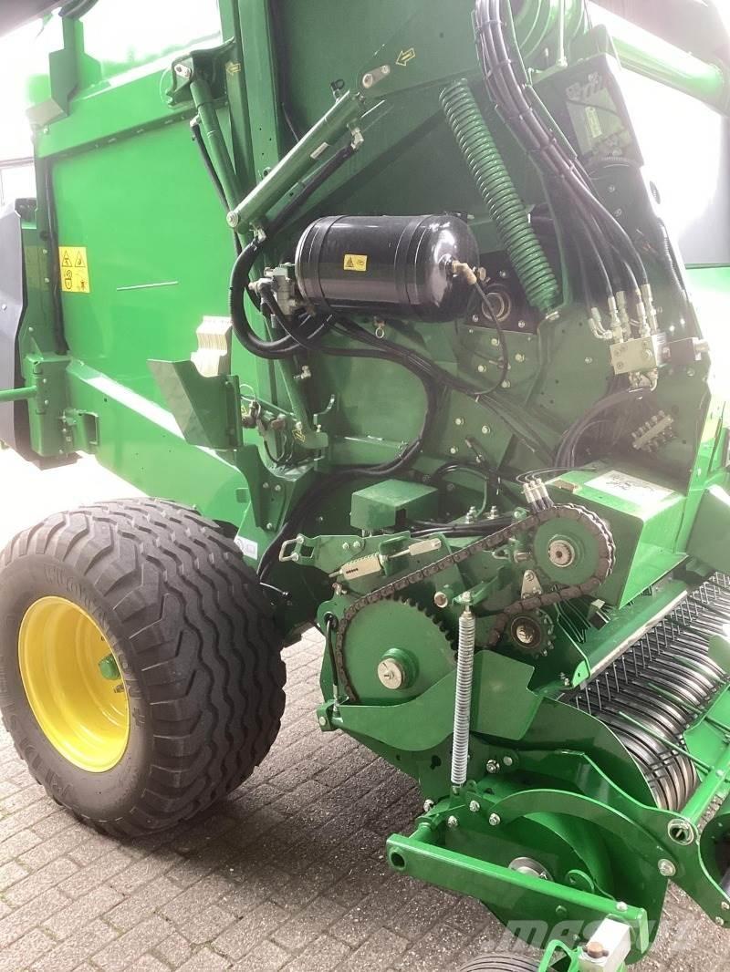 John Deere V461M Rundbalspressar