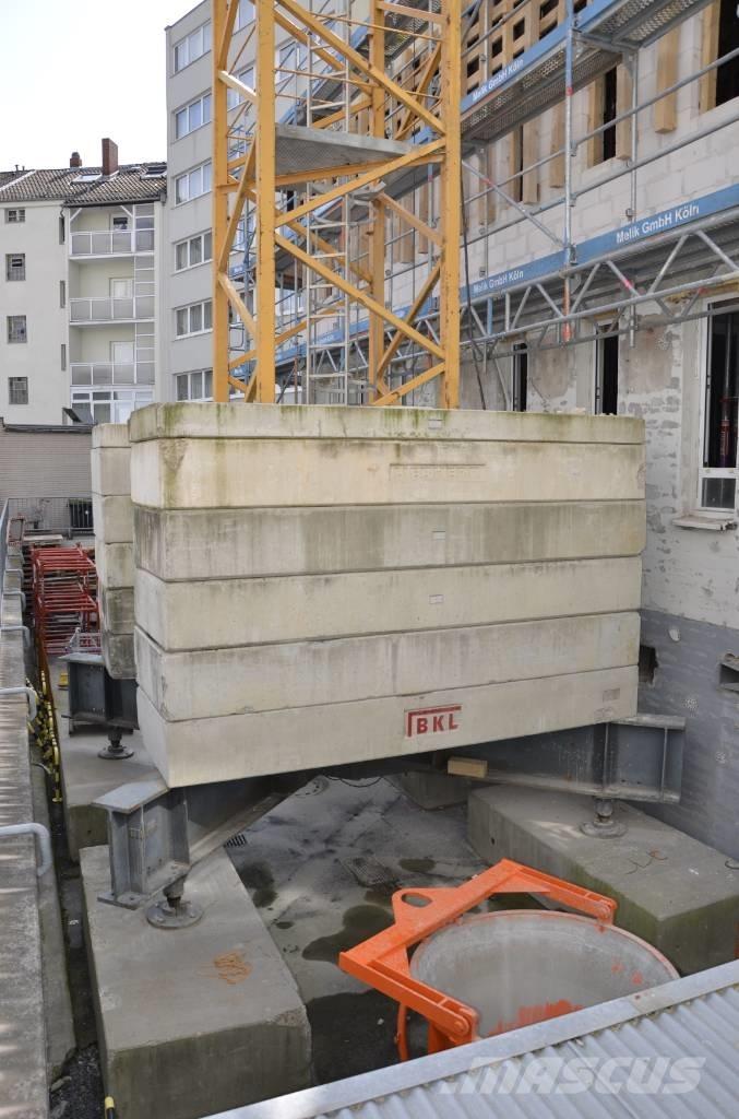Liebherr 110 EC-B 6 Byggkranar