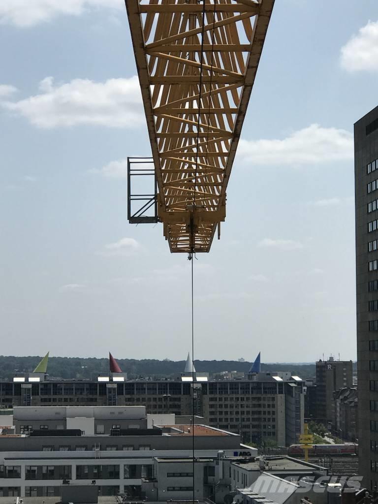 Liebherr 110 EC-B 6 Byggkranar