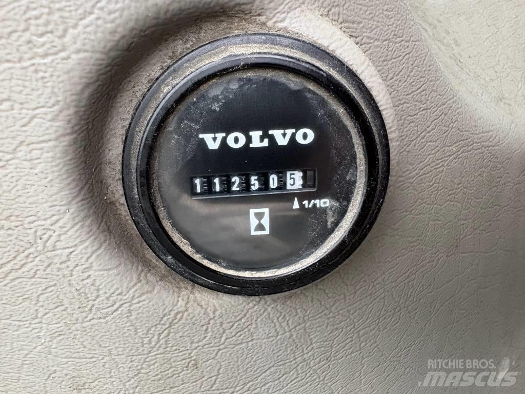Volvo EC 250 EL Bandgrävare