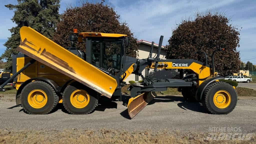 John Deere 872 GP Väghyvlar