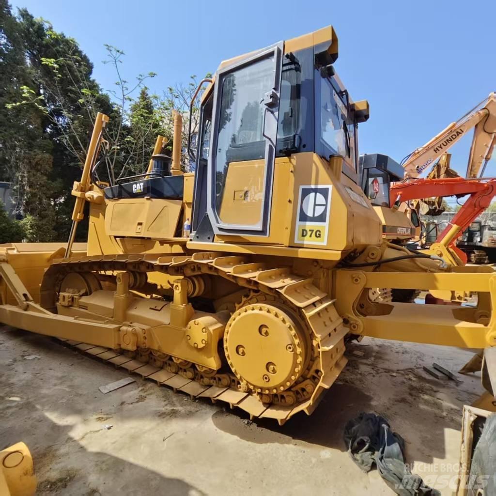 CAT D 7 G Väghyvlar