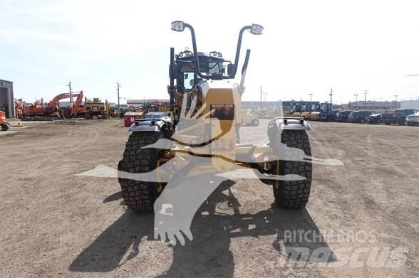 CAT 140 AWD Väghyvlar