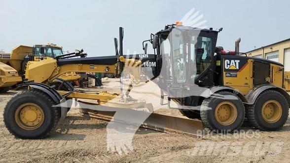 CAT 140M AWD Väghyvlar