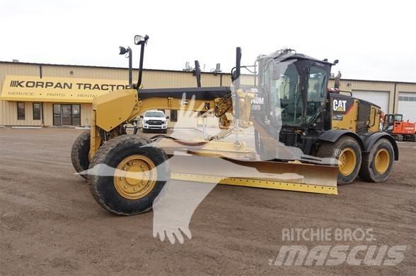 CAT 140M AWD Väghyvlar
