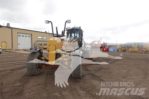CAT 140M AWD Väghyvlar