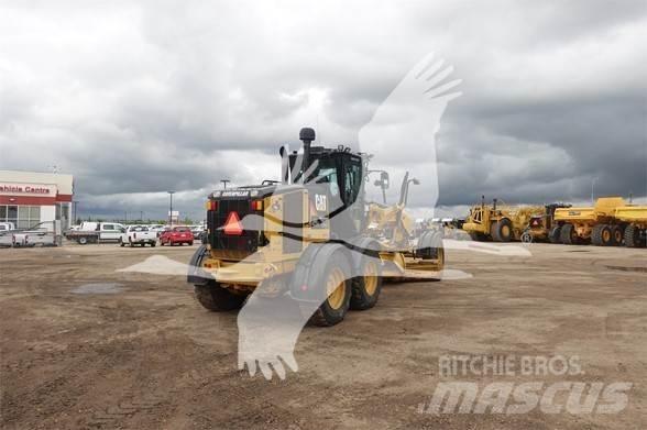CAT 160M Väghyvlar