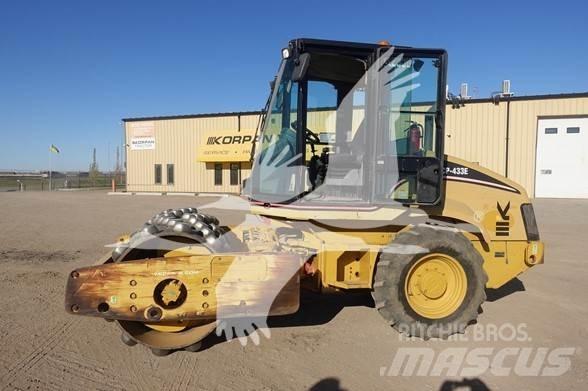 CAT CP-433E Envalsvältar