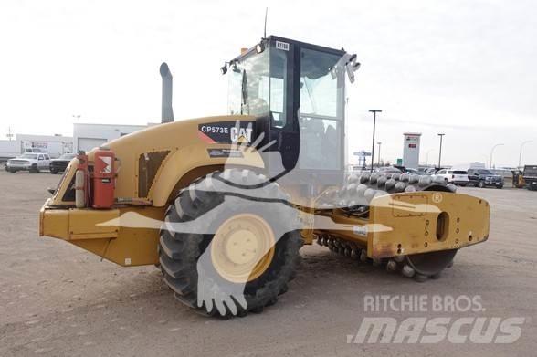CAT CP-573E Envalsvältar