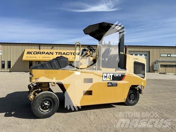 CAT CW14 Pneumatiska Hjulvältar
