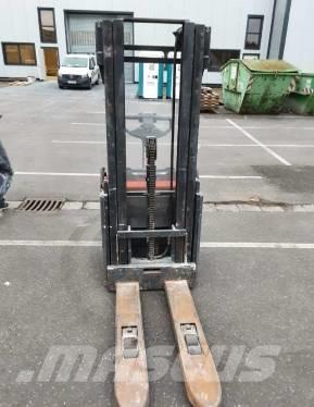 Toyota BT SWE 160 L Manuella pallstaplare