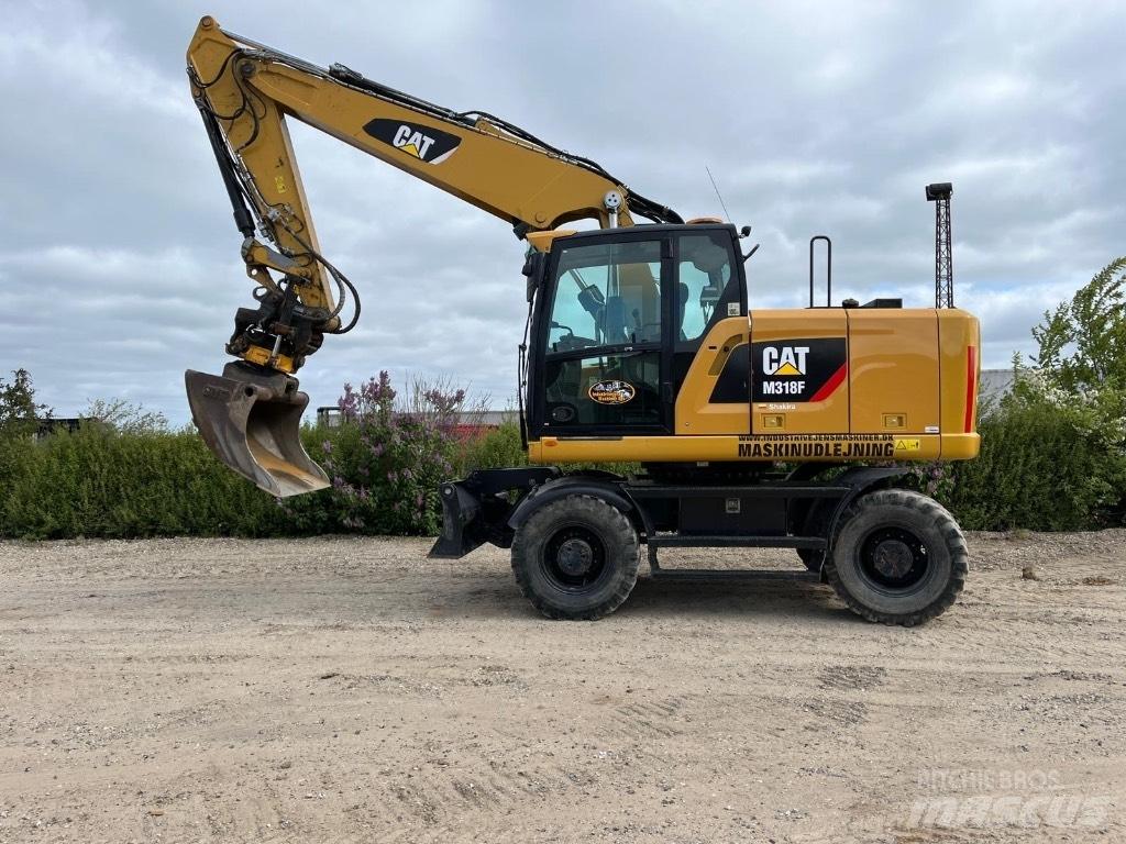 CAT M 318 F Hjulgrävare