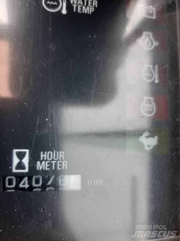 Takeuchi TB016 Minigrävare < 7t