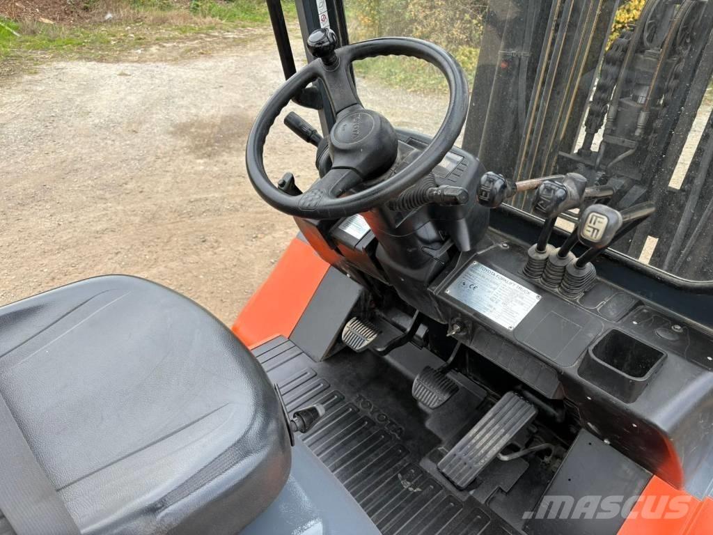 Toyota 7 FDA 50 Dieselmotviktstruckar
