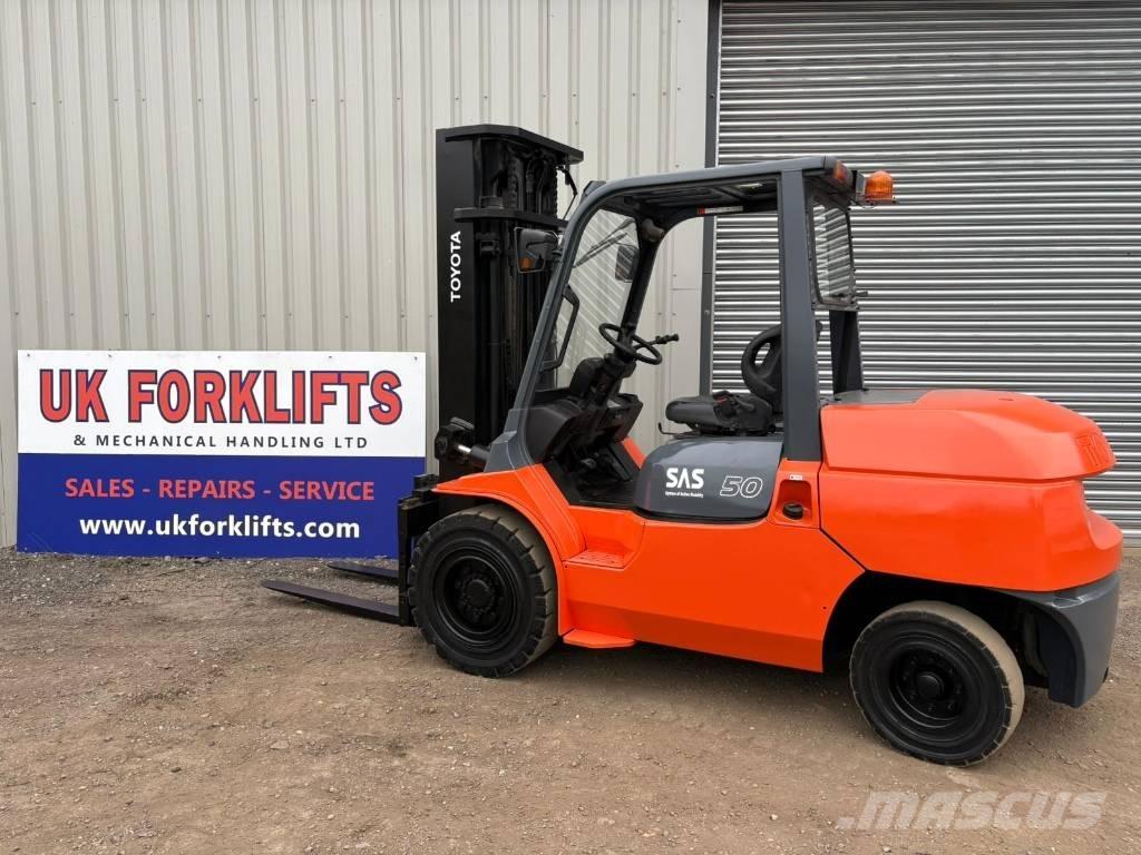 Toyota 7 FDA 50 Dieselmotviktstruckar