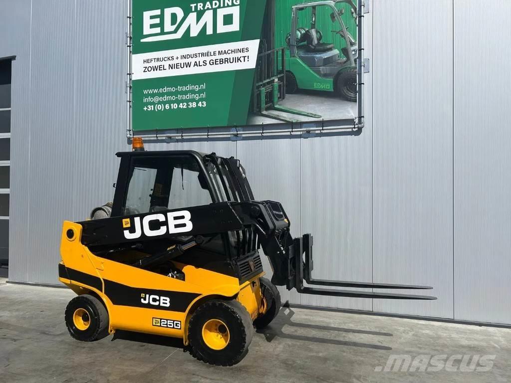 JCB TLT25 Heftruck Gasolmotviktstruckar