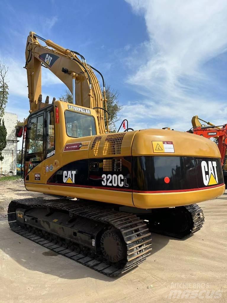 CAT 320 C L Bandgrävare