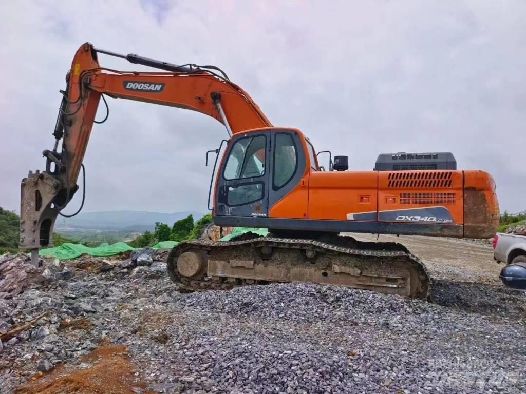 Doosan DX 340 LC-9C Bandgrävare