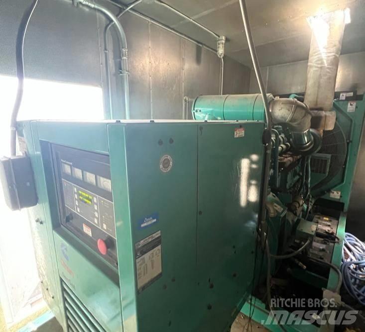 Cummins KTA19 Dieselgeneratorer