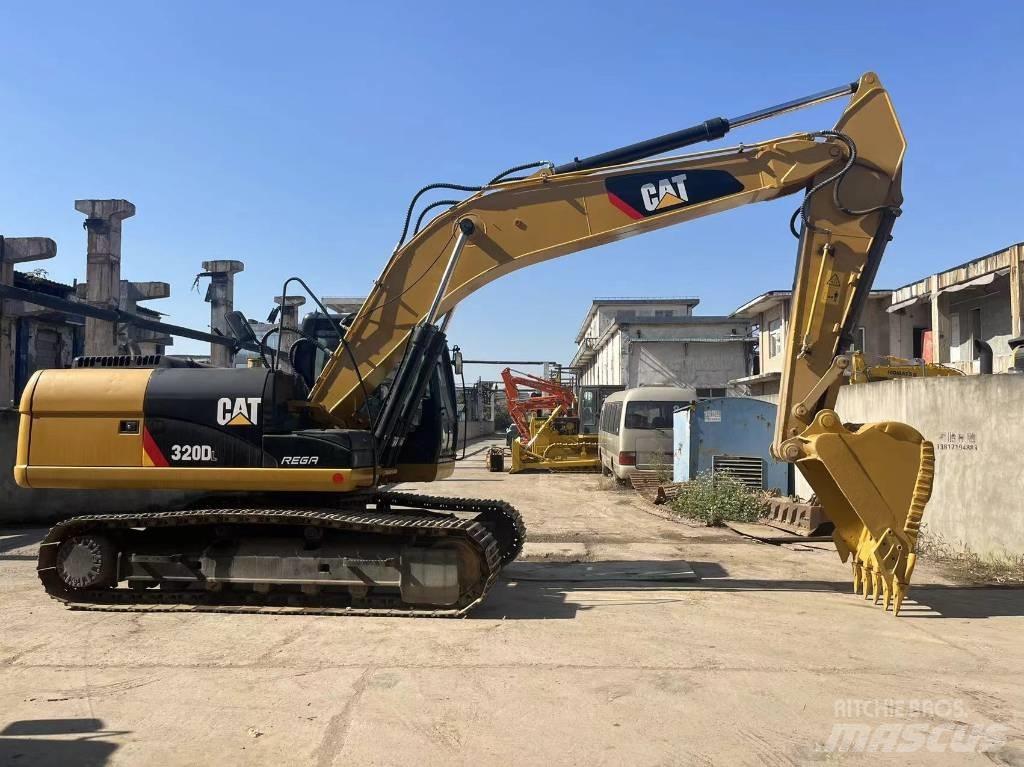 CAT 320 D Bandgrävare