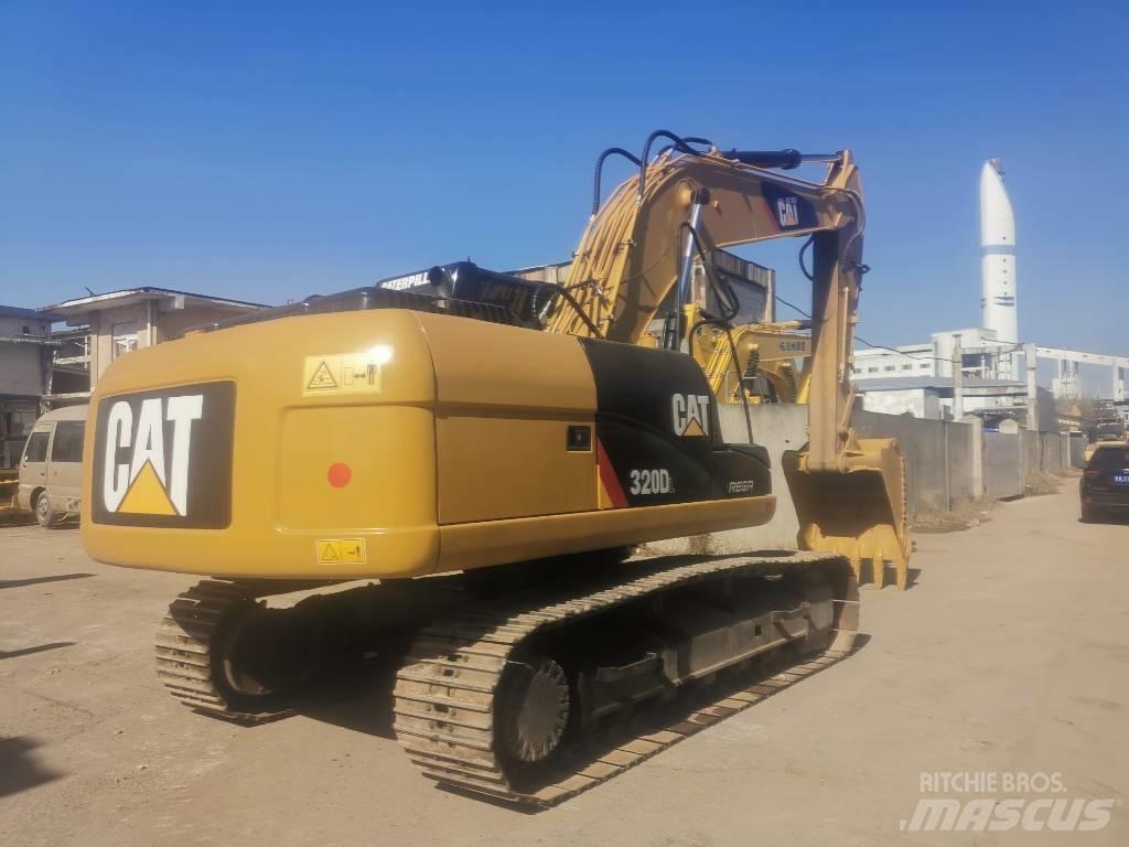 CAT 320 D Bandgrävare