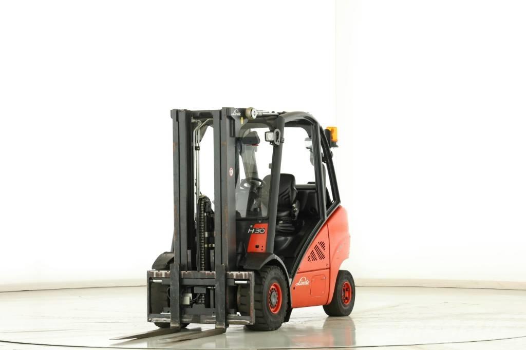 Linde H 30 T Gasolmotviktstruckar