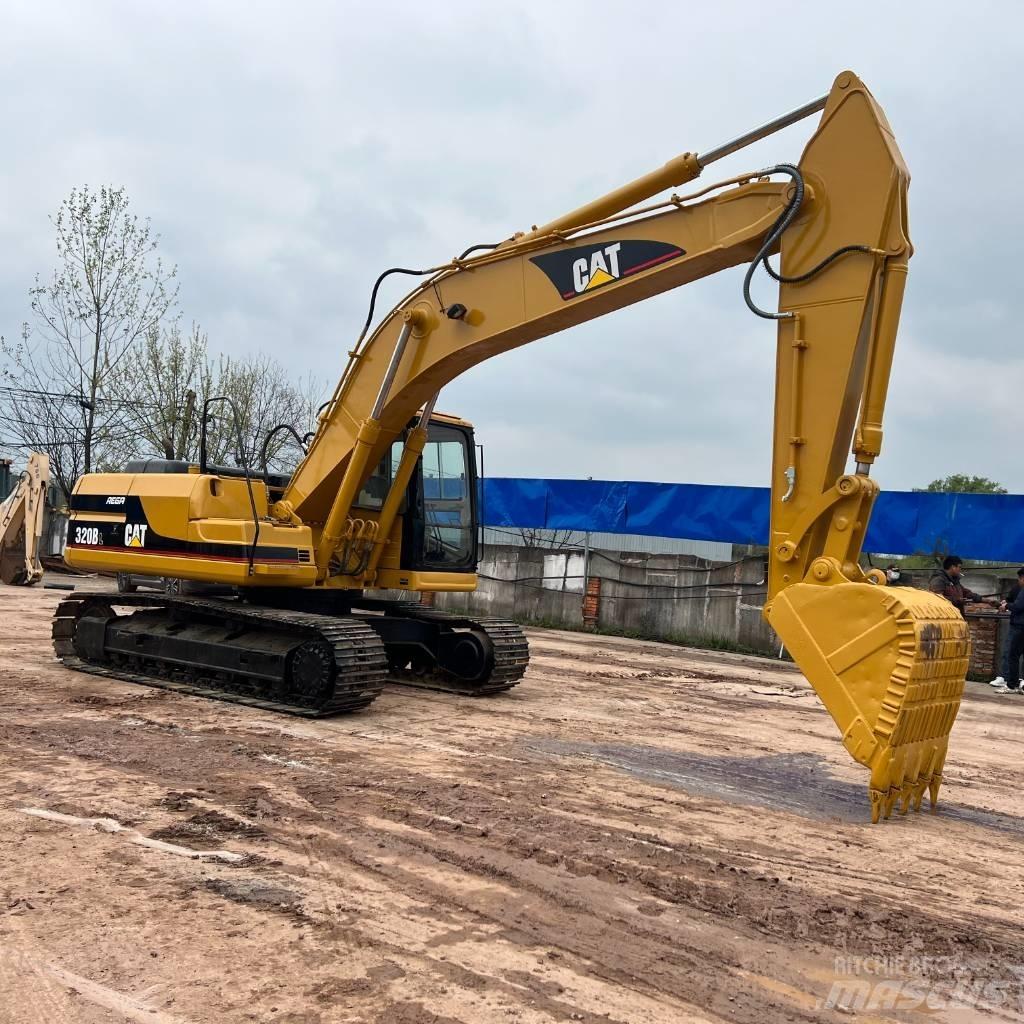 CAT 320 B Bandgrävare