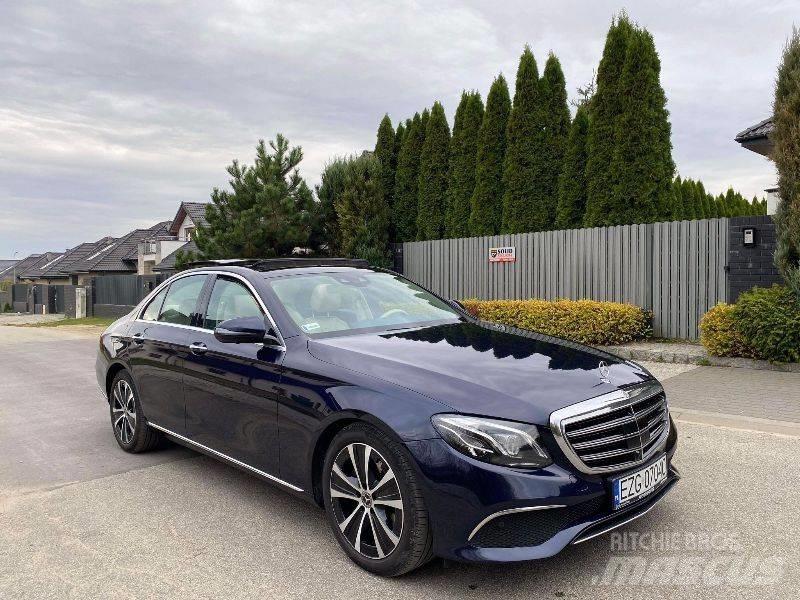 Mercedes-Benz E 300D Personbilar