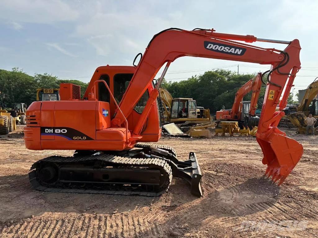 Doosan DH 80 Midigrävmaskiner 7t - 12t