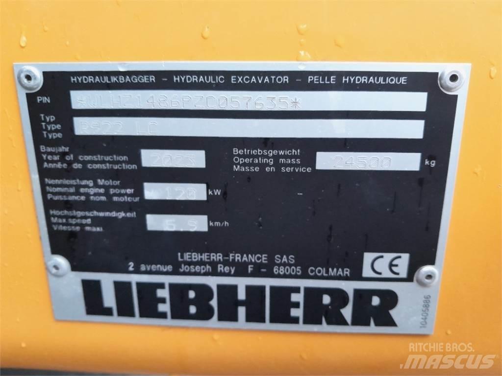 Liebherr R922 Bandgrävare