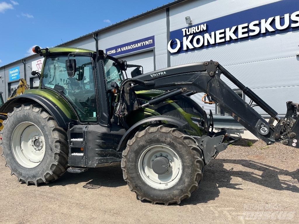Valtra T 145 Traktorer