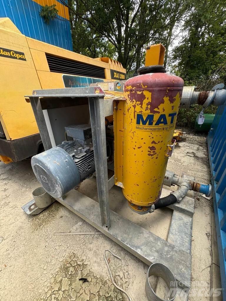 Bauer MAT HP 70 Entreprenad - Övrigt