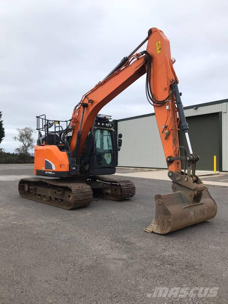 Doosan DX140LCR-5 Bandgrävare