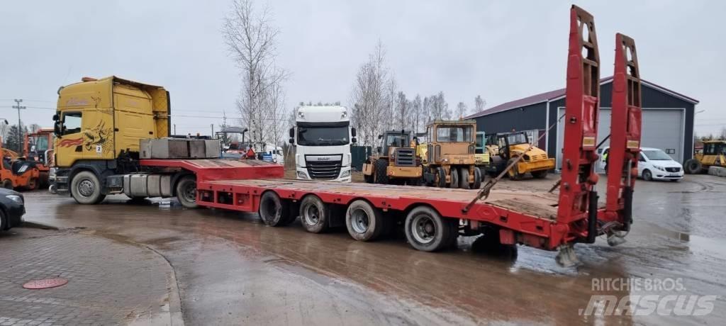 Kässbohrer Tirsan Låg lastande semi trailer