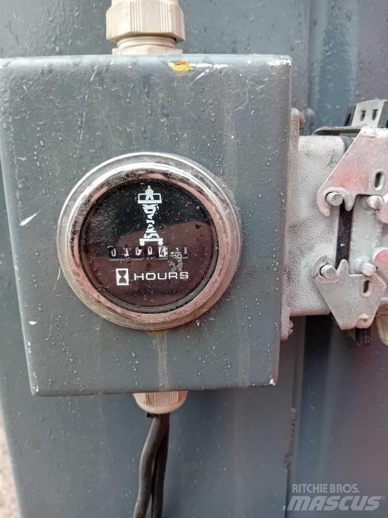 SkyJack SJ 16 Personhissar och andra hissar