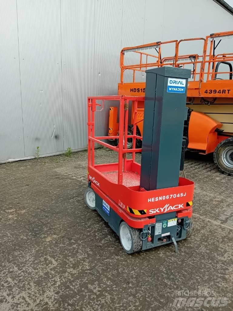 SkyJack SJ 16 Personhissar och andra hissar